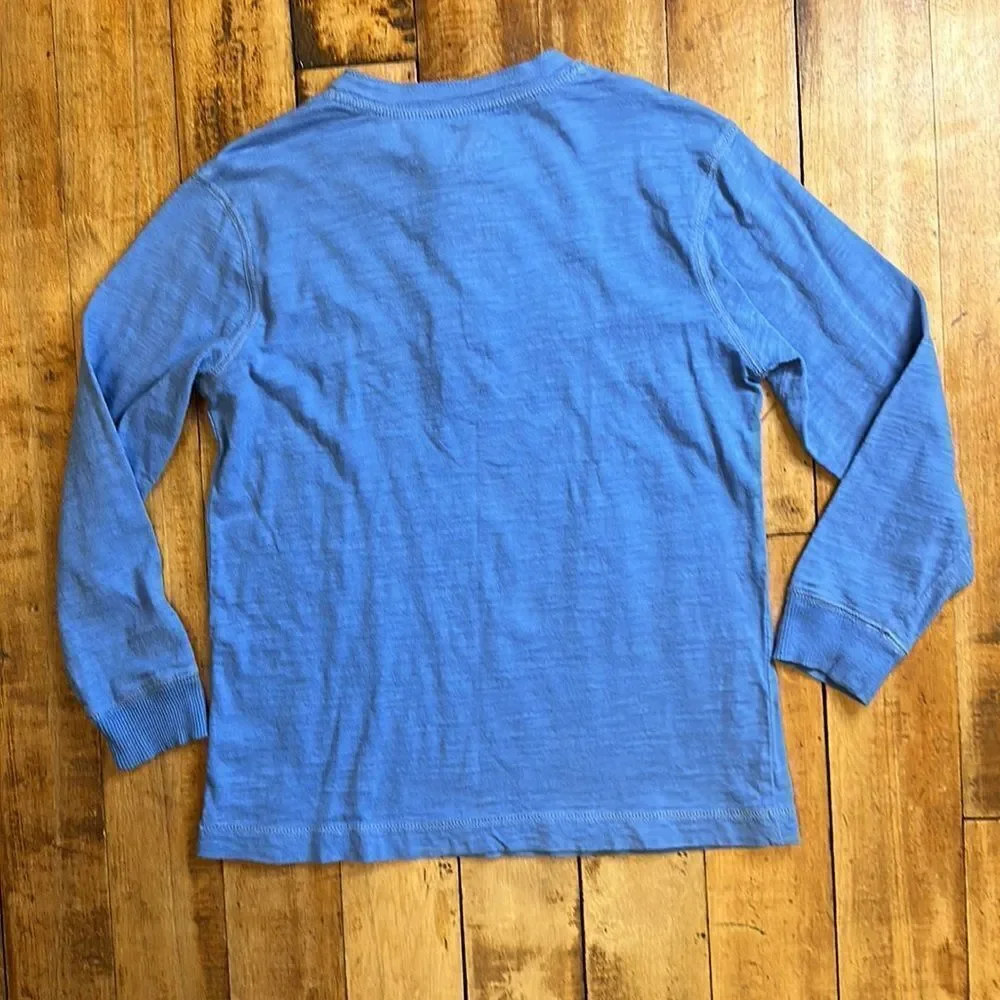 Boys size 6 to 7 Old Navy Long sleeve Shirts